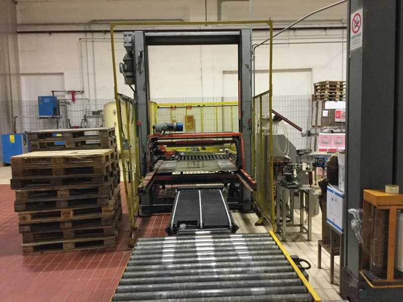 Photo #2 of Used Palletizer ABM 765BA