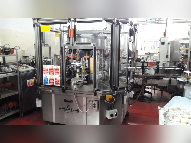 Photo #2 of Used Bottle Labeler Cavagnino & Gatti CG-84-FR 3-8 3000 bph 2001
