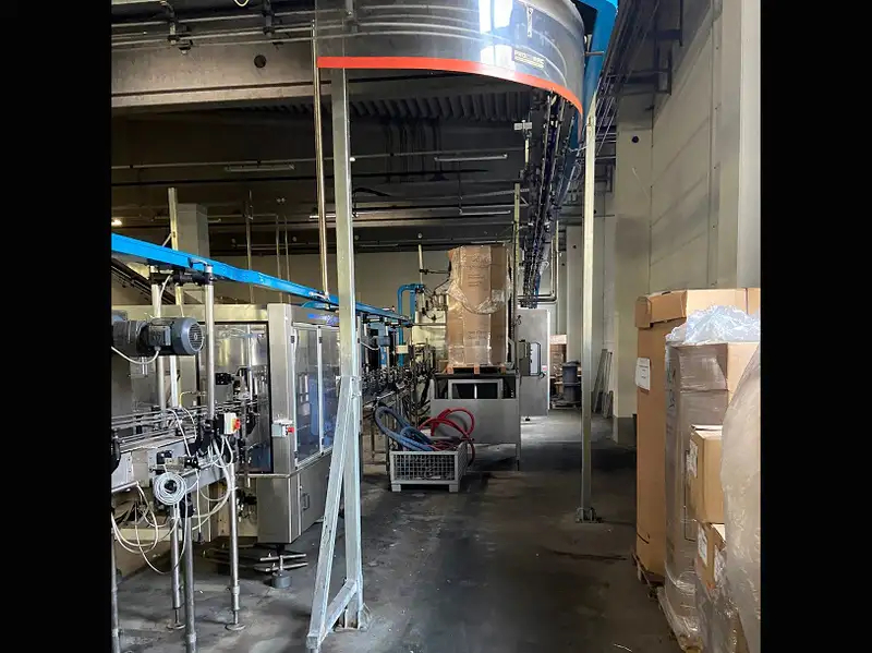 Photo #33 of Used Complete Bottling Line Procomac 2000