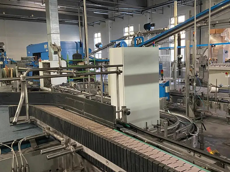 Photo #42 of Used Complete Bottling Line Procomac 2000