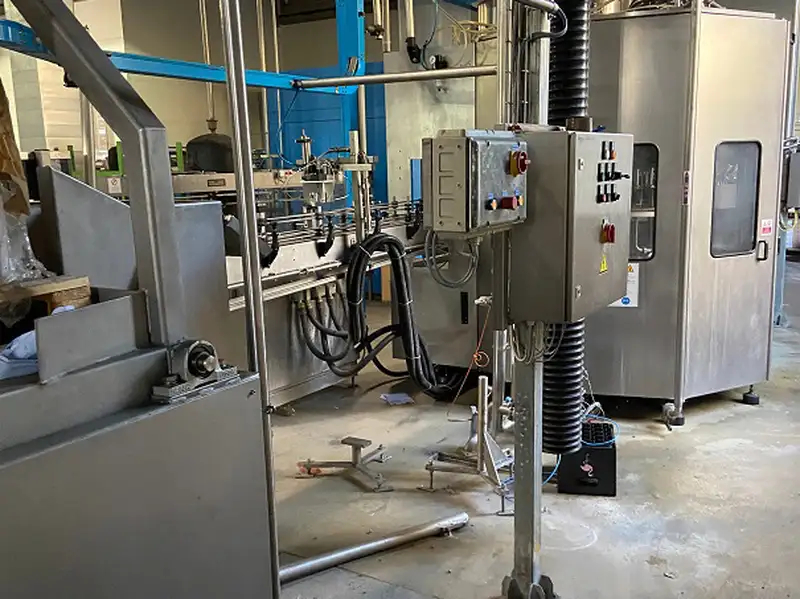 Photo #45 of Used Complete Bottling Line Procomac 2000