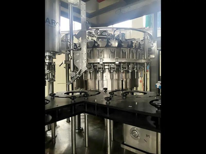 Photo #4 of Used filling monoblock Kosme completely refurbished in 2016