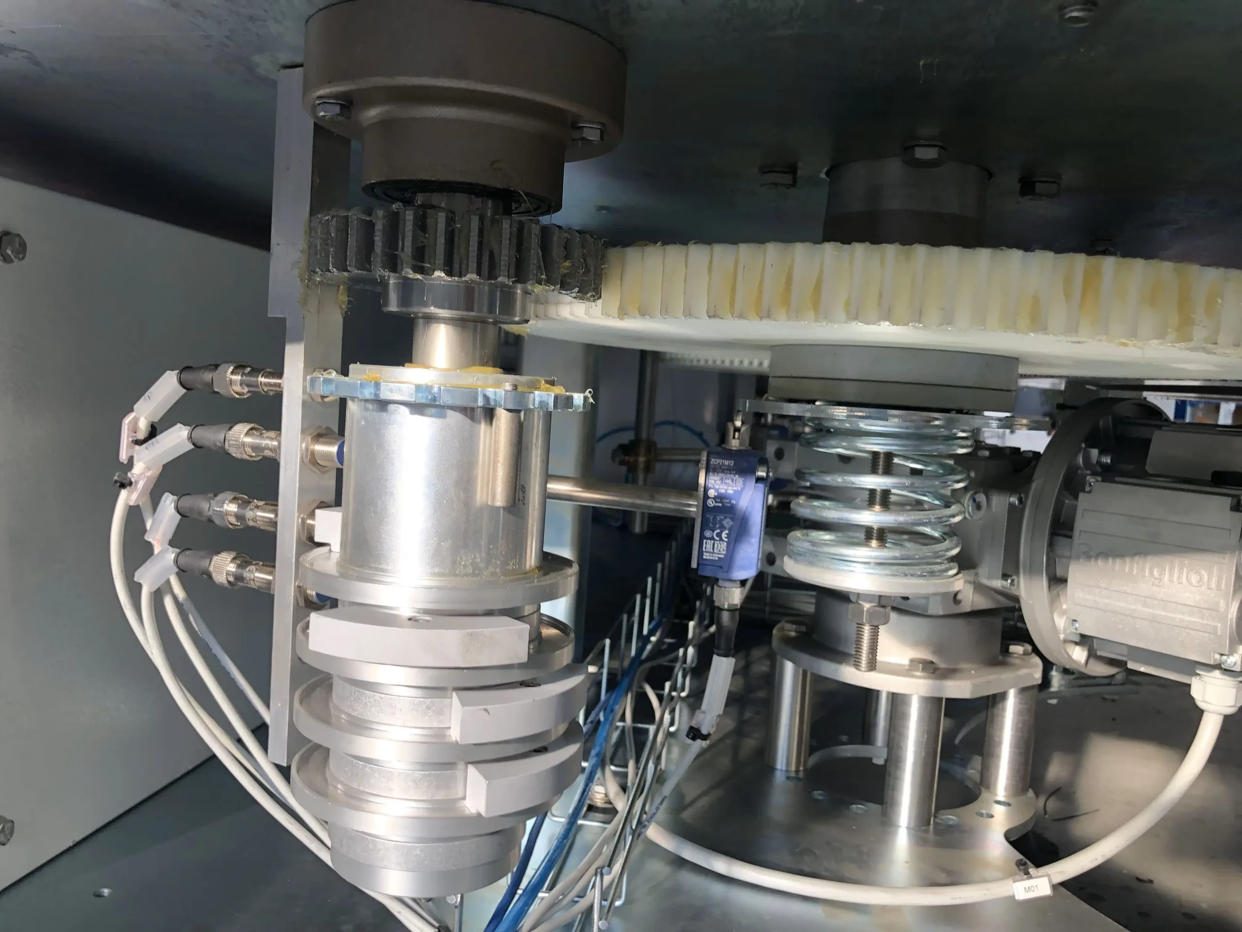 Photo #16 of Used Modular Labeling Machine SIMAC Sellers PP 770-8T 8000 bph
