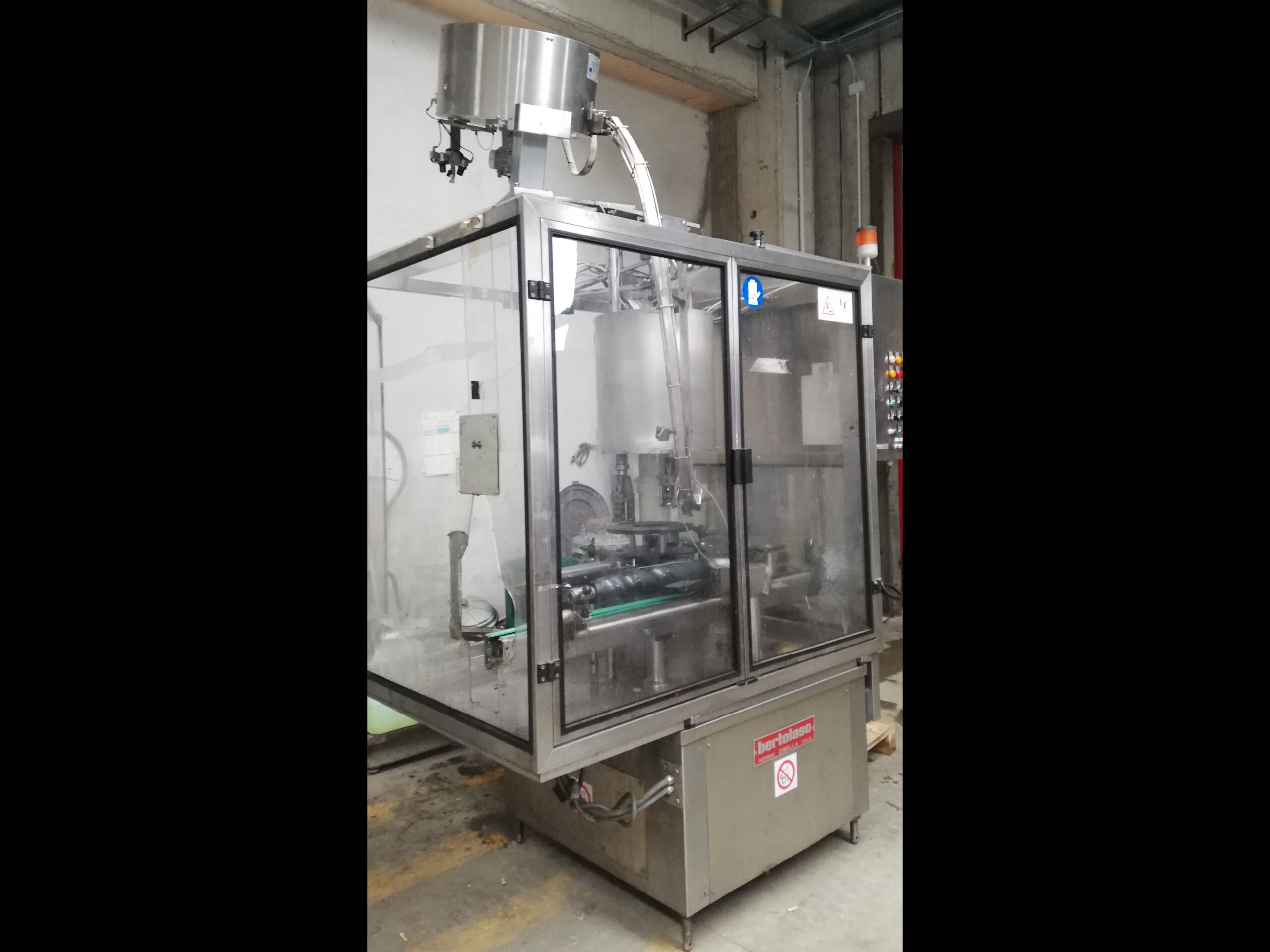 Photo #2 of Used Capping machine Bertolaso SIGMA 603 4500 bph