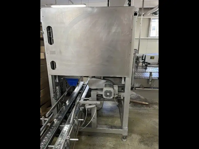 Photo #27 of Used Bottling Lines for edible oil 6000 bph
