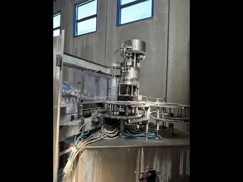 Photo #3 of Used Filling Monoblock Metalnova for still and sparkling water 12000 bph