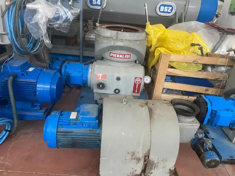 Photo #3 of Used Line Pieralisi Jumbo 2 for olive oil production 2000 kg/h