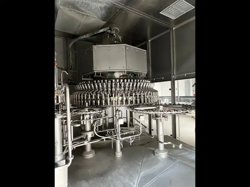 Photo #4 of Used Filling Monoblock KRONES Volumetric 36000 bph