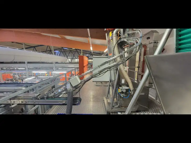 Photo #10 of Used Filling Monoblock KRONES Volumetric 36000 bph