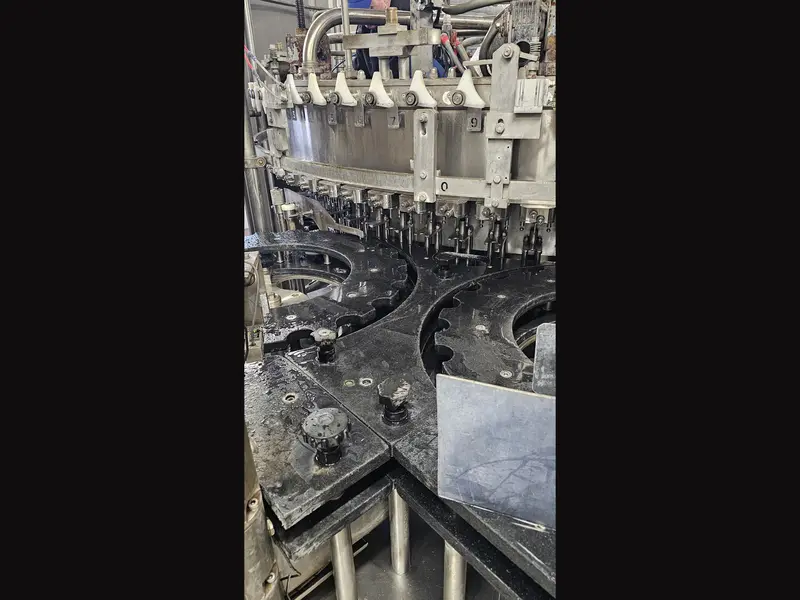 Photo #28 of Used bottling line Cortellazzi for CSD in PET bottles – 8000 bph