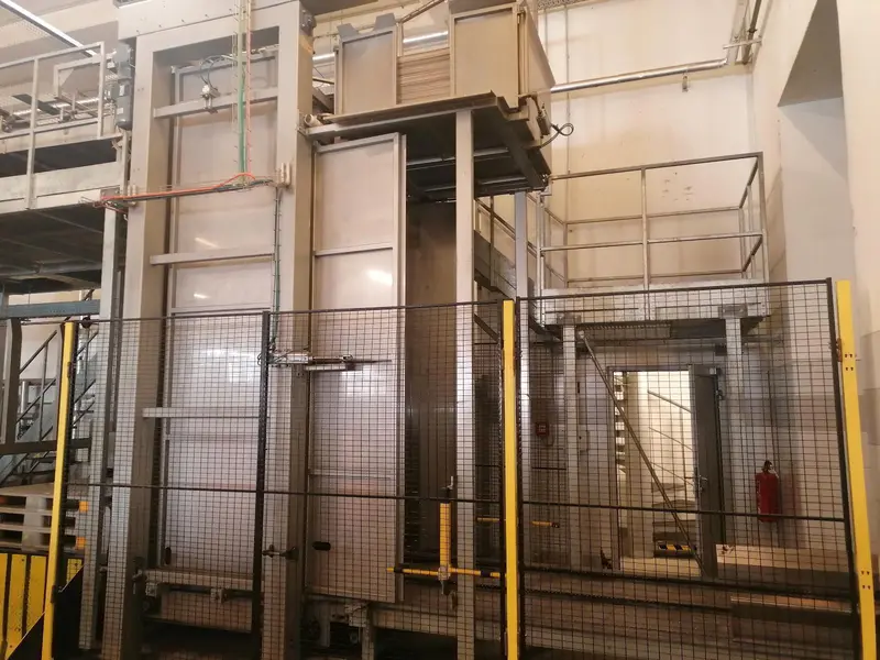 Photo #3 of Used filling line for beer in cans 25000 cph