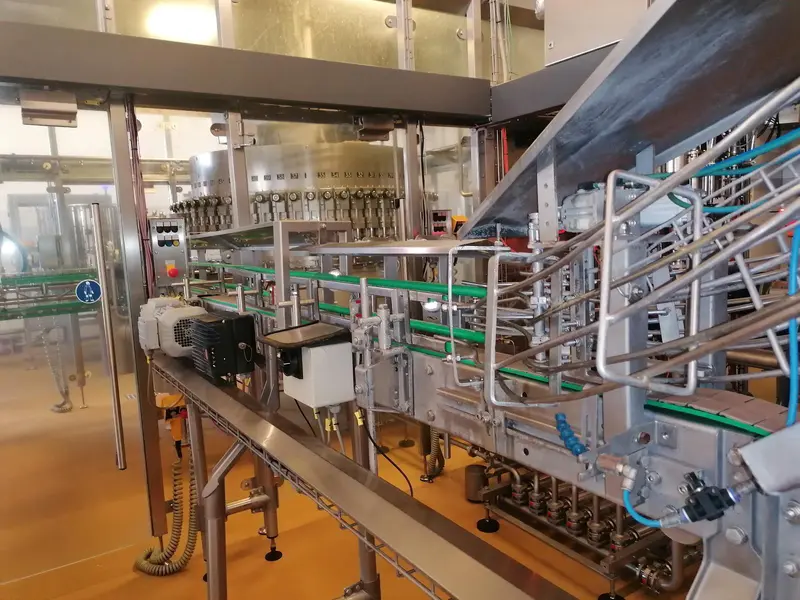 Photo #11 of Used filling line for beer in cans 25000 cph