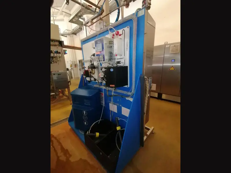 Photo #31 of Used filling line for beer in cans 25000 cph