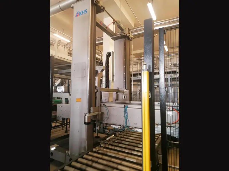 Photo #40 of Used filling line for beer in cans 25000 cph