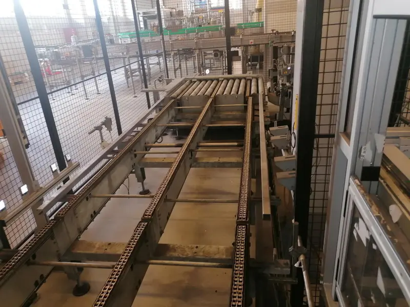 Photo #42 of Used filling line for beer in cans 25000 cph