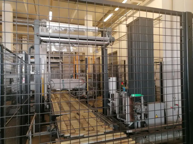 Photo #44 of Used filling line for beer in cans 25000 cph