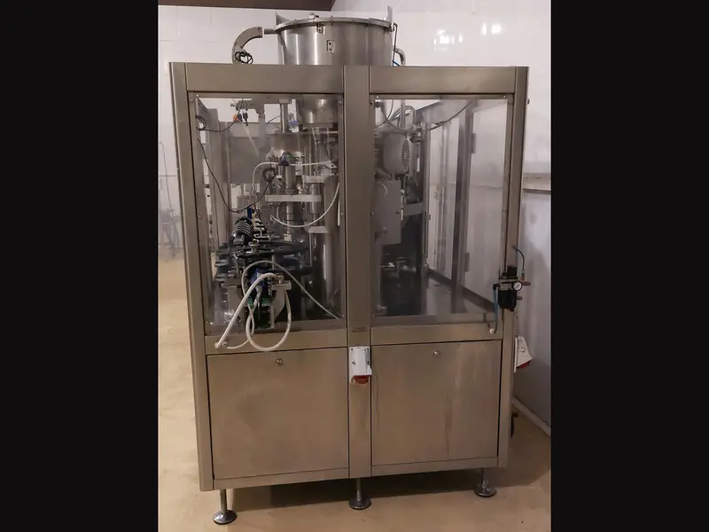Photo #4 of Used filling monoblock AMS FERRARI 12/12/1 year 2014