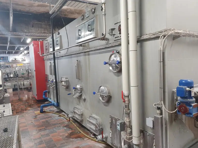 Photo #4 of Used Automatic Bottle Washer ATES Giorgia 8000 bph
