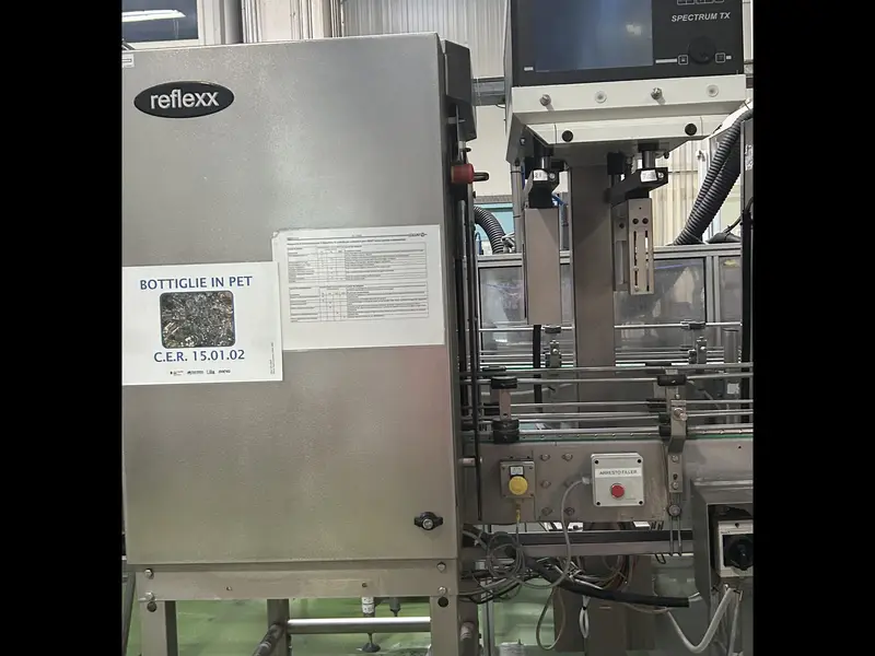 Photo #19 of Used Isobaric PET Complete Bottling Line for Water – CSD – 18000 bph 2L