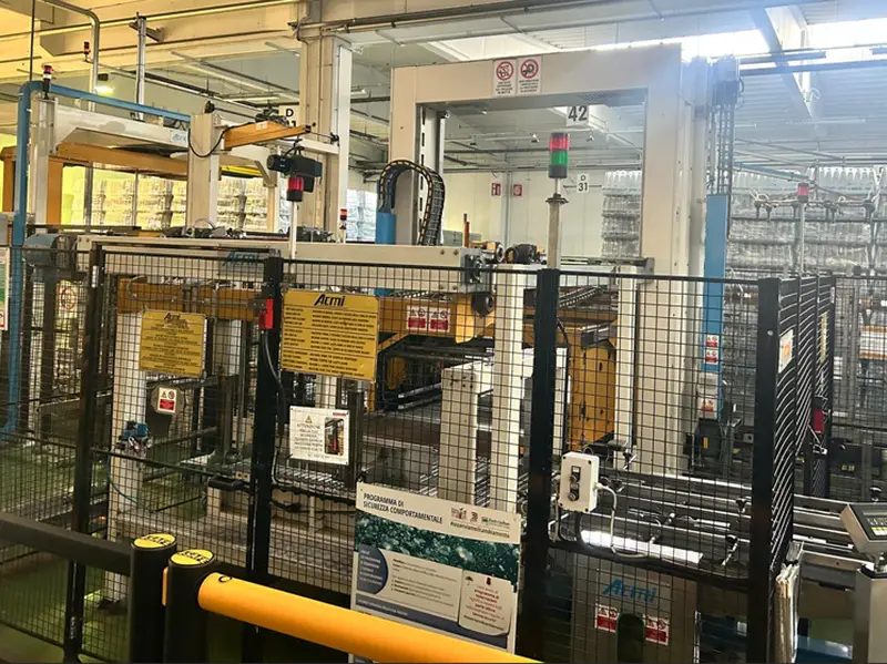 Photo #28 of Used Isobaric PET Complete Bottling Line for Water – CSD – 18000 bph 2L