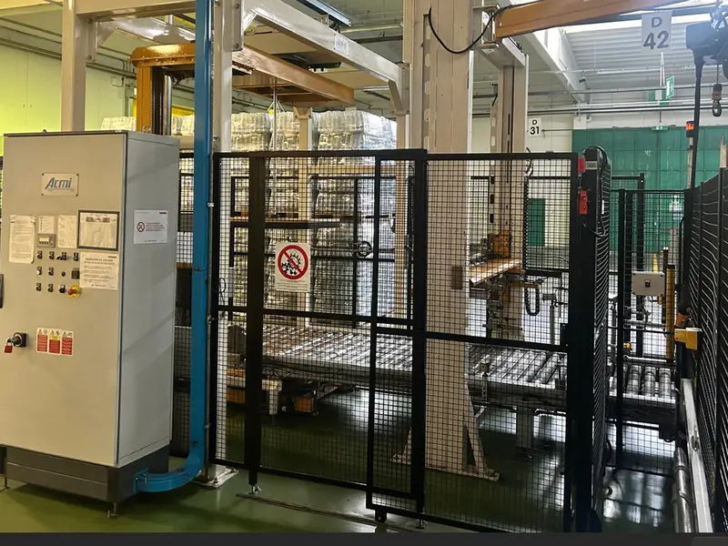 Photo #29 of Used Isobaric PET Complete Bottling Line for Water – CSD – 18000 bph 2L