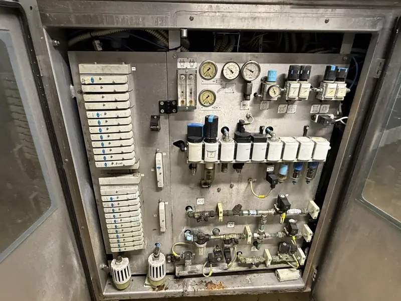 Photo #13 of Used Tetra Pak Bottling line for UHT Milk 7500 bph