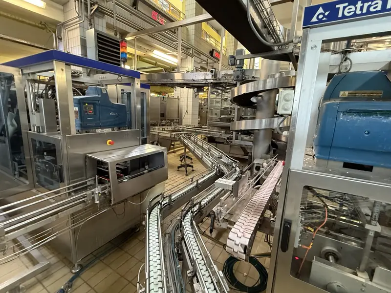 Photo #15 of Used Tetra Pak Bottling line for UHT Milk 7500 bph