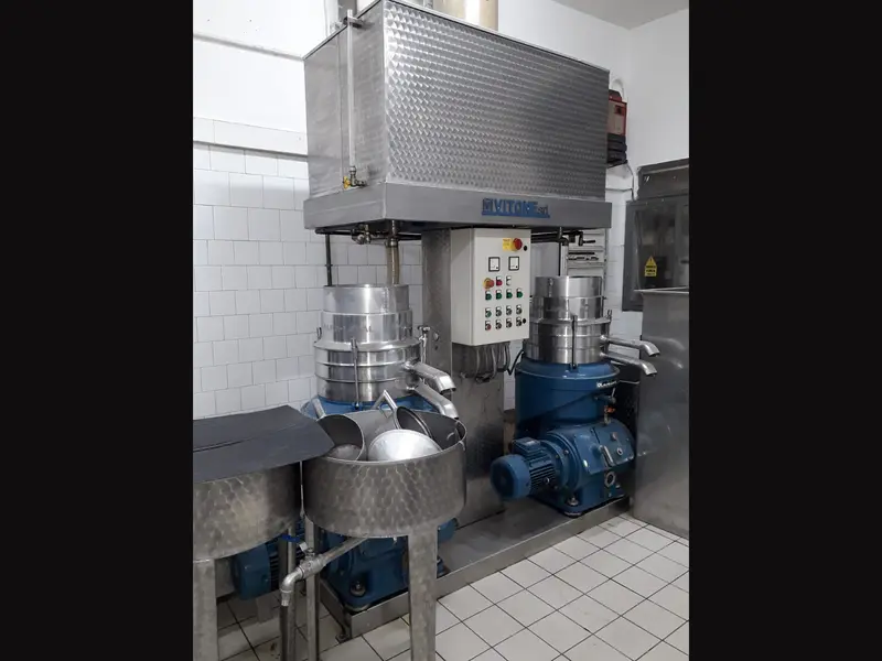 Photo #7 of Used olive oil processing line VITONE V3 3000 kg/hr
