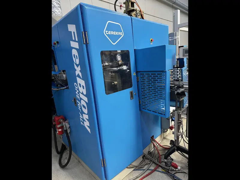 Photo #5 of Used Blow Molding Machine Terekas up to 5L 1000 bph
