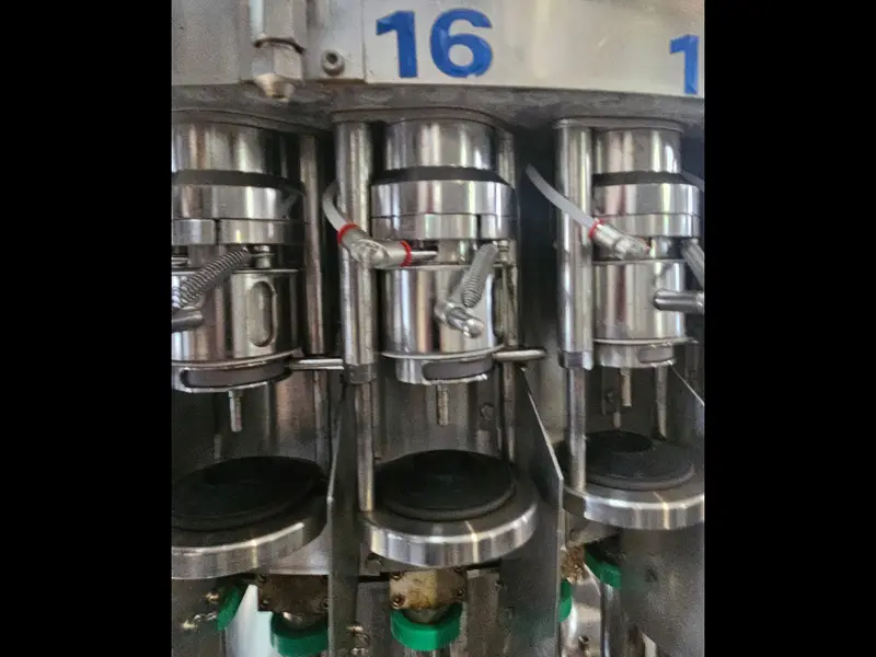 Photo #5 of Used Isobaric Filling Monoblock Alfatek TBV 24/32/4 ISO up to 4500 bph