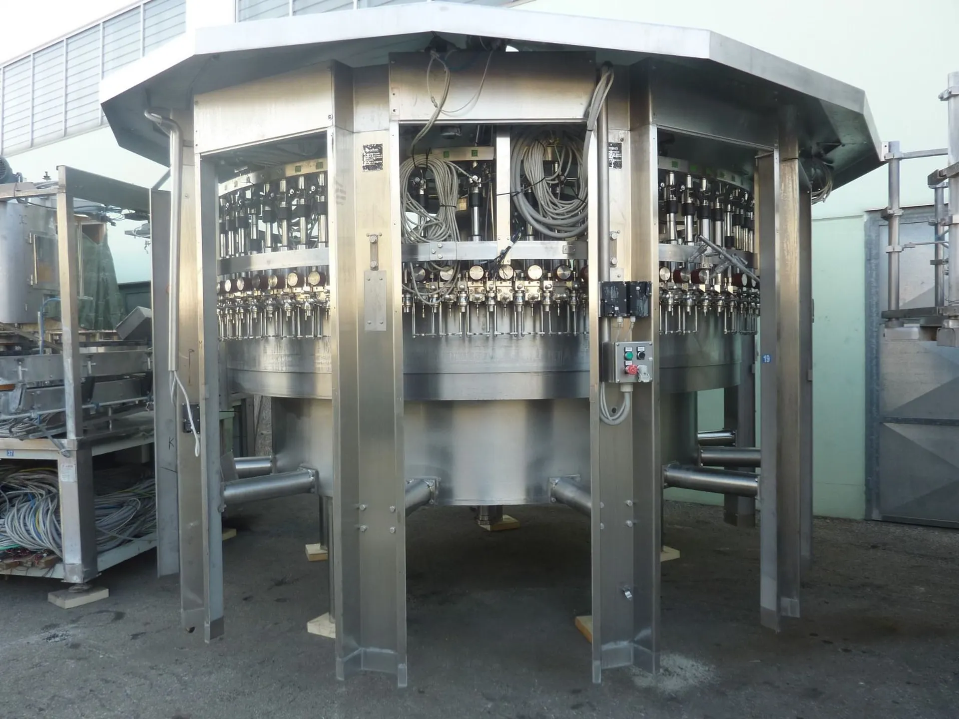 Photo #1 of Used overhauled filling triblock Sarcmi – Simonazzi Bluestar 24000 bph