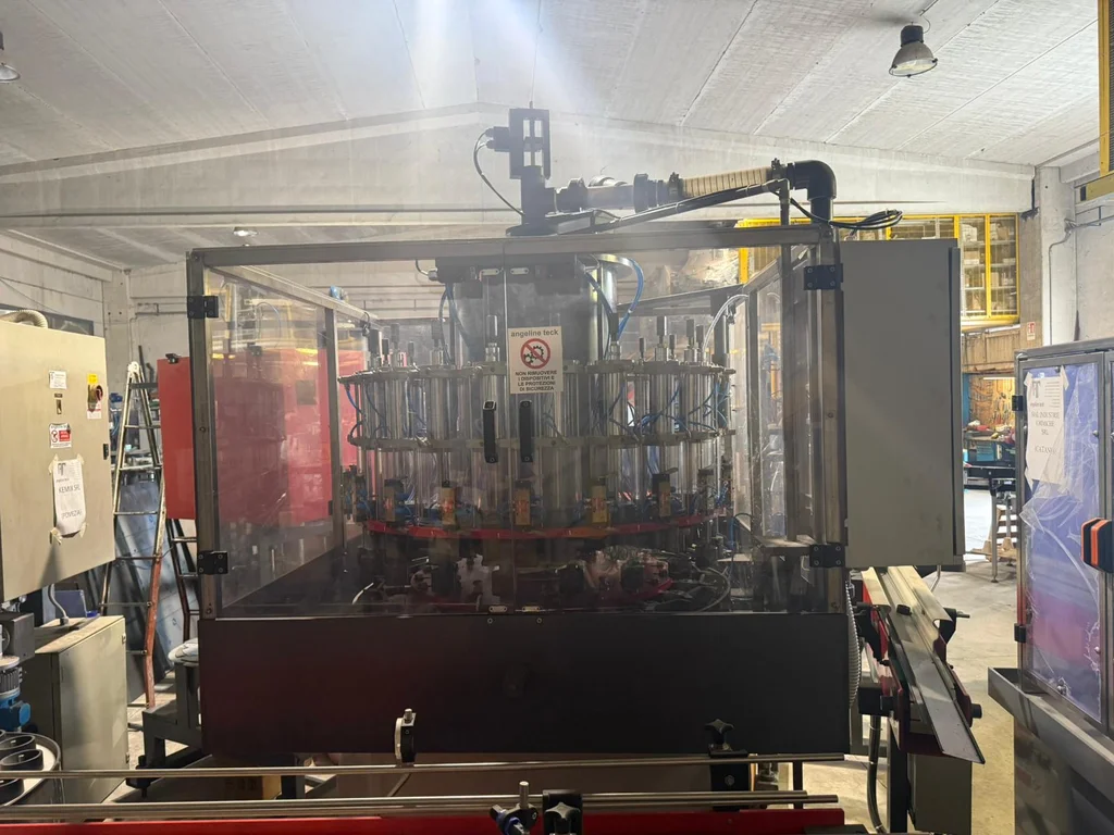 Photo #1 of Used Filler and Capping Monoblock 24/8 for PET and HDPE Bottles – 6000bph