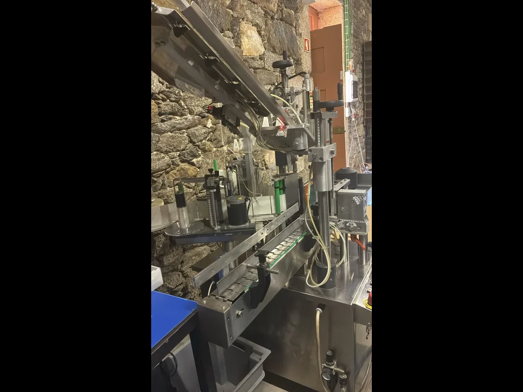 Photo #1 of Used labeling machine OMB – 1200 bph