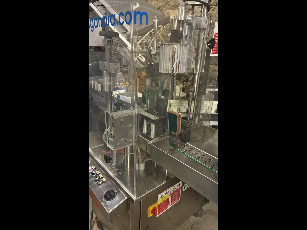 Photo #5 of Used labeling machine OMB – 1200 bph